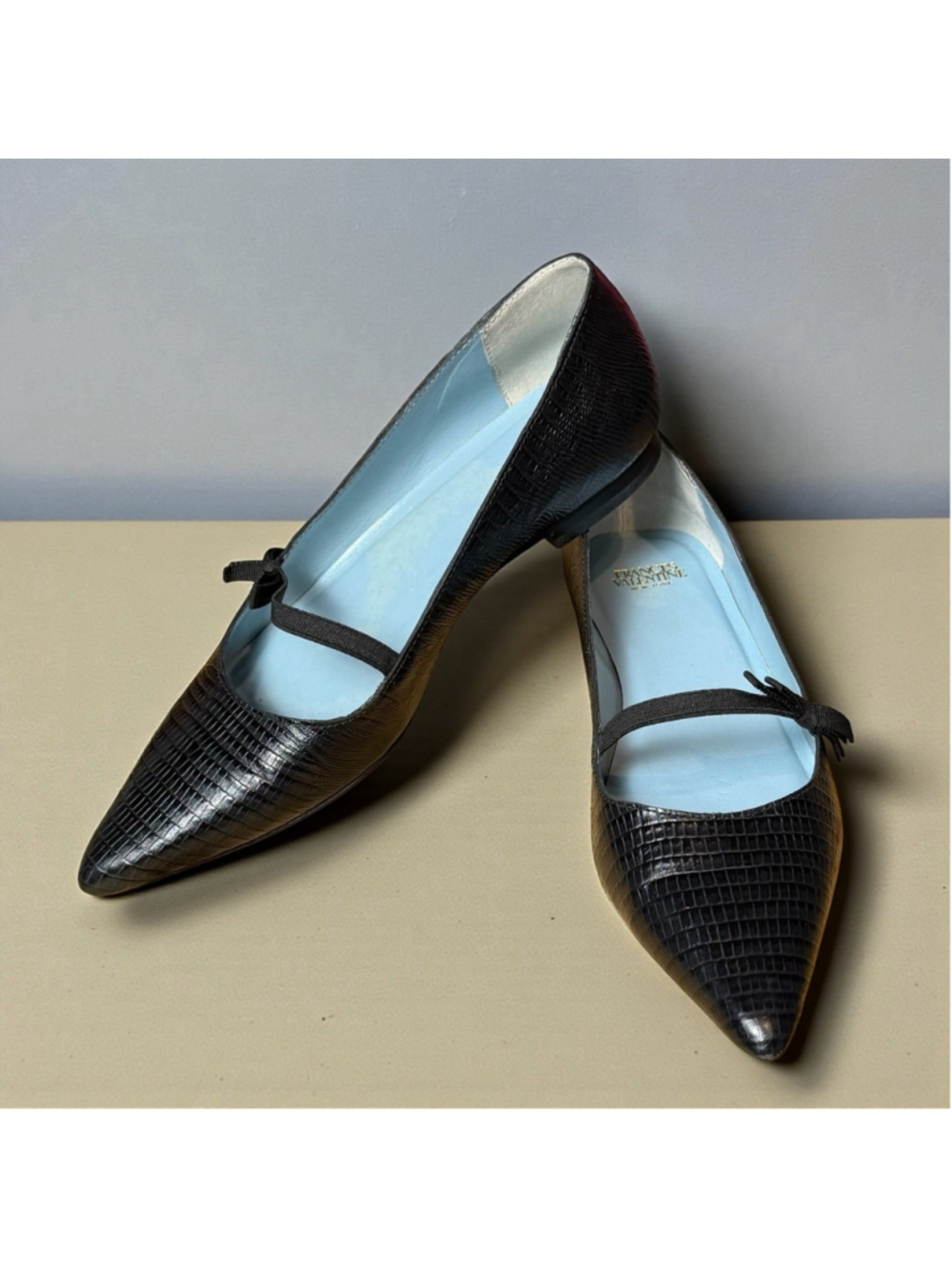 Frances Valentine Black Leather Embossed Pointed Toe Mary Jane Flats Bow 6B